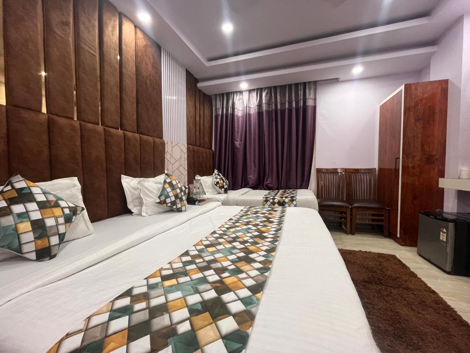 Hotel Embassy Near Rk Ashram Metro New Delhi Eksteriør billede