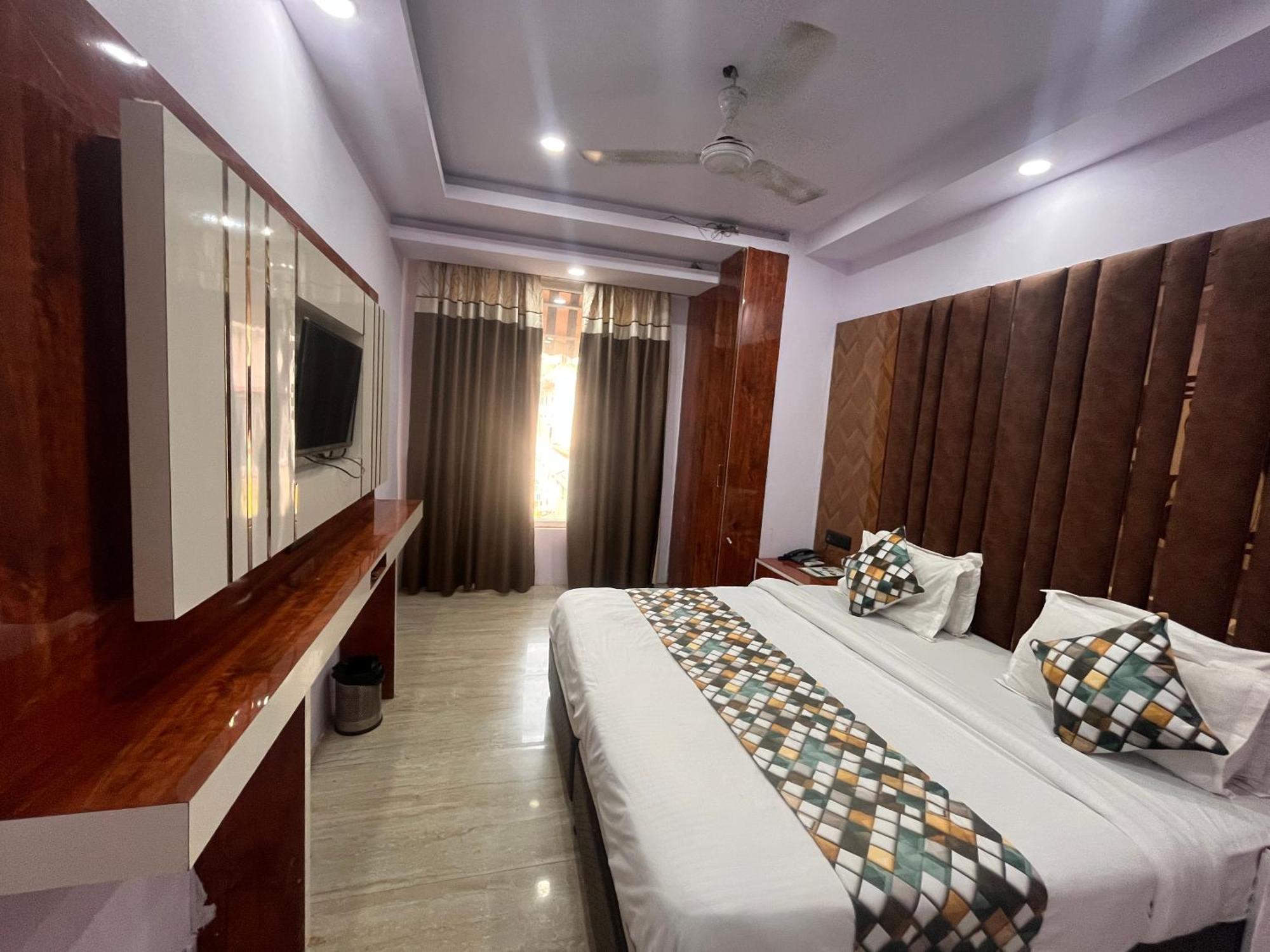 Hotel Embassy Near Rk Ashram Metro New Delhi Eksteriør billede