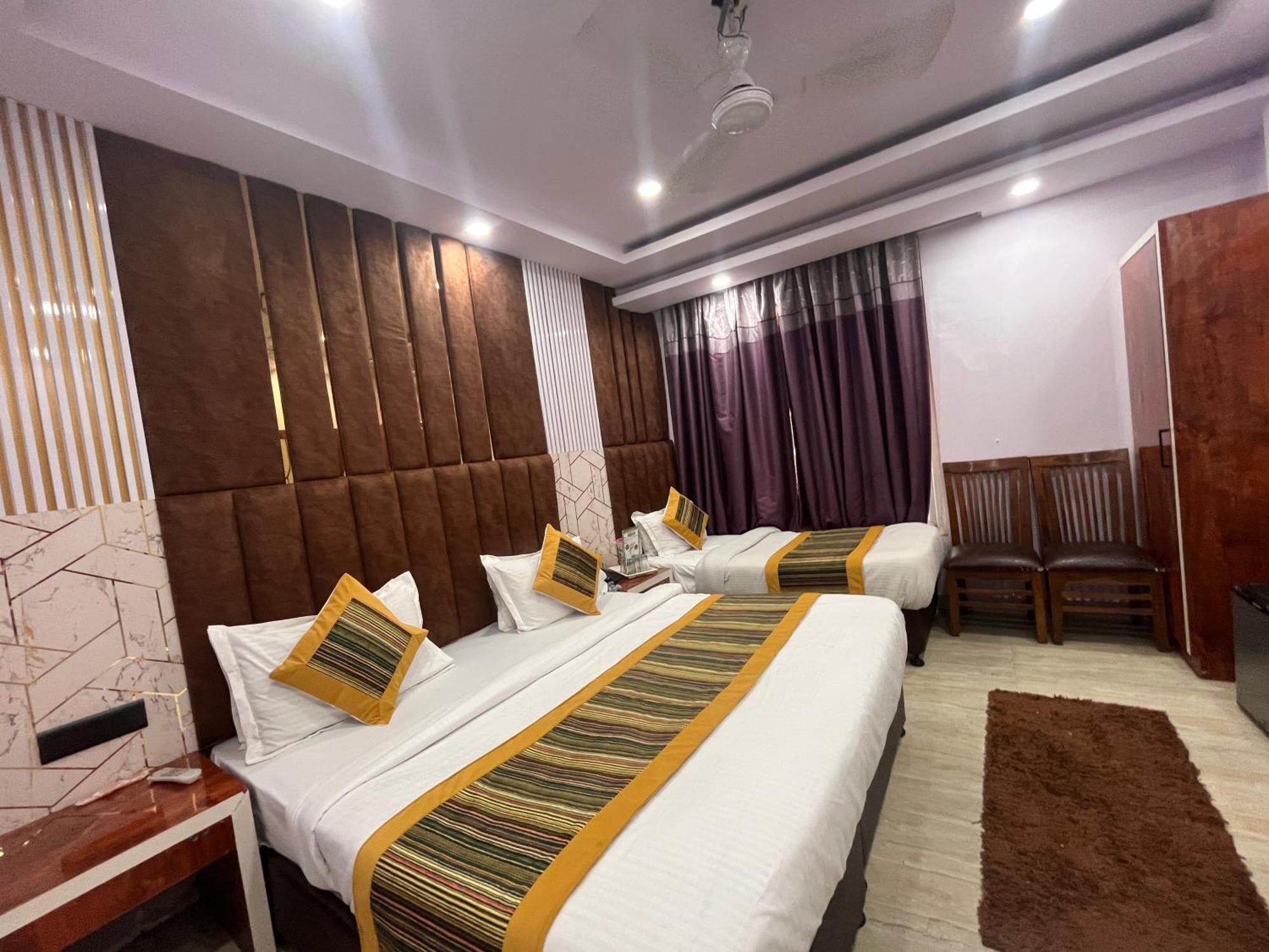 Hotel Embassy Near Rk Ashram Metro New Delhi Eksteriør billede